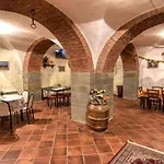 Fuer 20 Personen In Cortona- Trasimenischer By Interhome