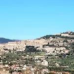 Fuer 20 Personen In Cortona- Trasimenischer By Interhome *