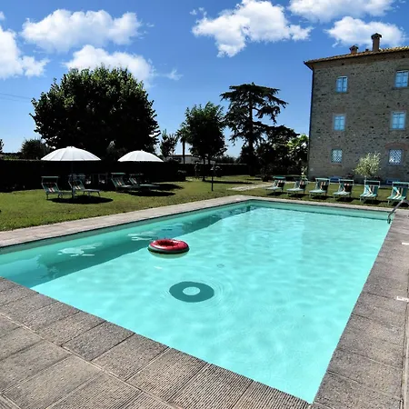 Hébergement de vacances Fuer 20 Personen In Cortona- Trasimenischer By Interhome