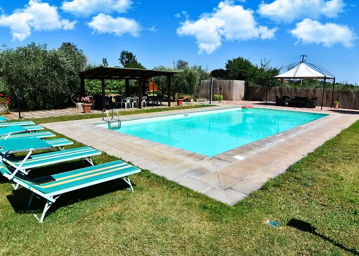 Fuer 20 Personen In Cortona- Trasimenischer By Interhome *