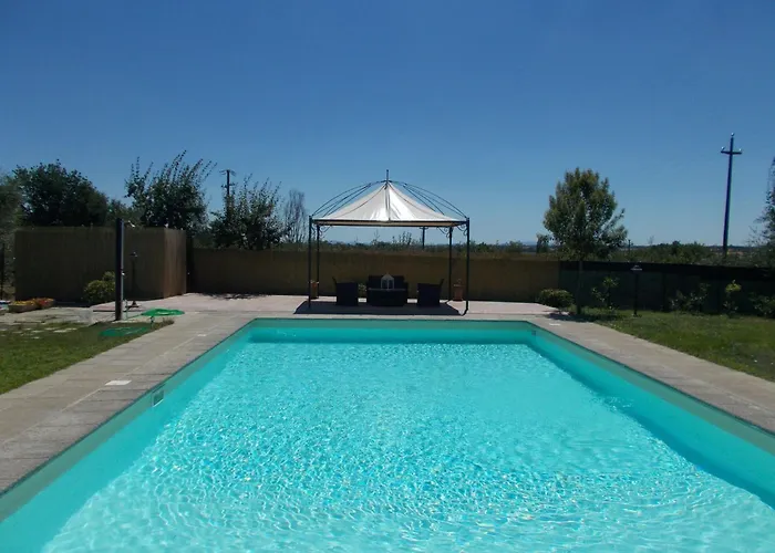 Fuer 20 Personen In Cortona- Trasimenischer By Interhome