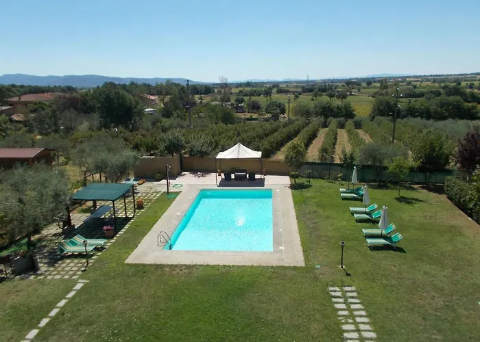 Semesterbostad Fuer 20 Personen In Cortona- Trasimenischer By Interhome Cortona