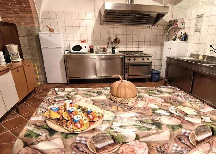 Fuer 20 Personen In Cortona- Trasimenischer By Interhome Cortona