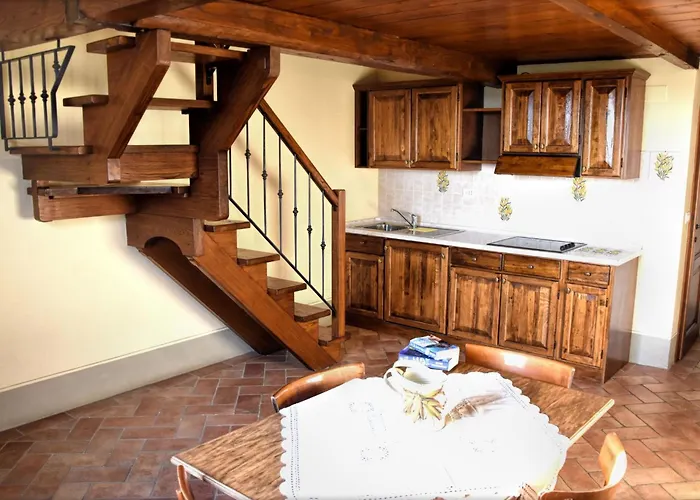 Semesterbostad Fuer 20 Personen In Cortona- Trasimenischer By Interhome Cortona