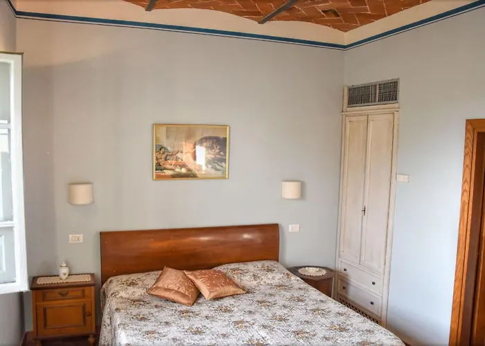 Semesterbostad Fuer 20 Personen In Cortona- Trasimenischer By Interhome Cortona