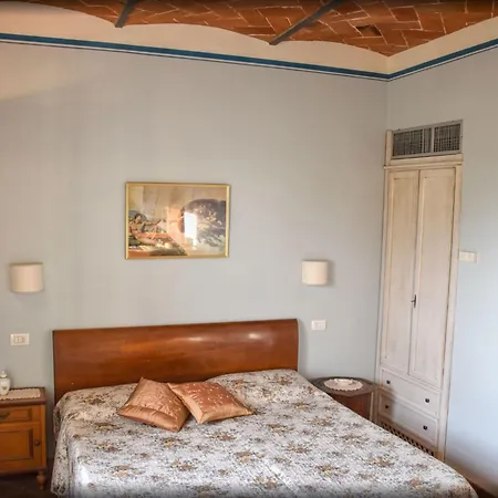 Hébergement de vacances Fuer 20 Personen In Cortona- Trasimenischer By Interhome Cortone